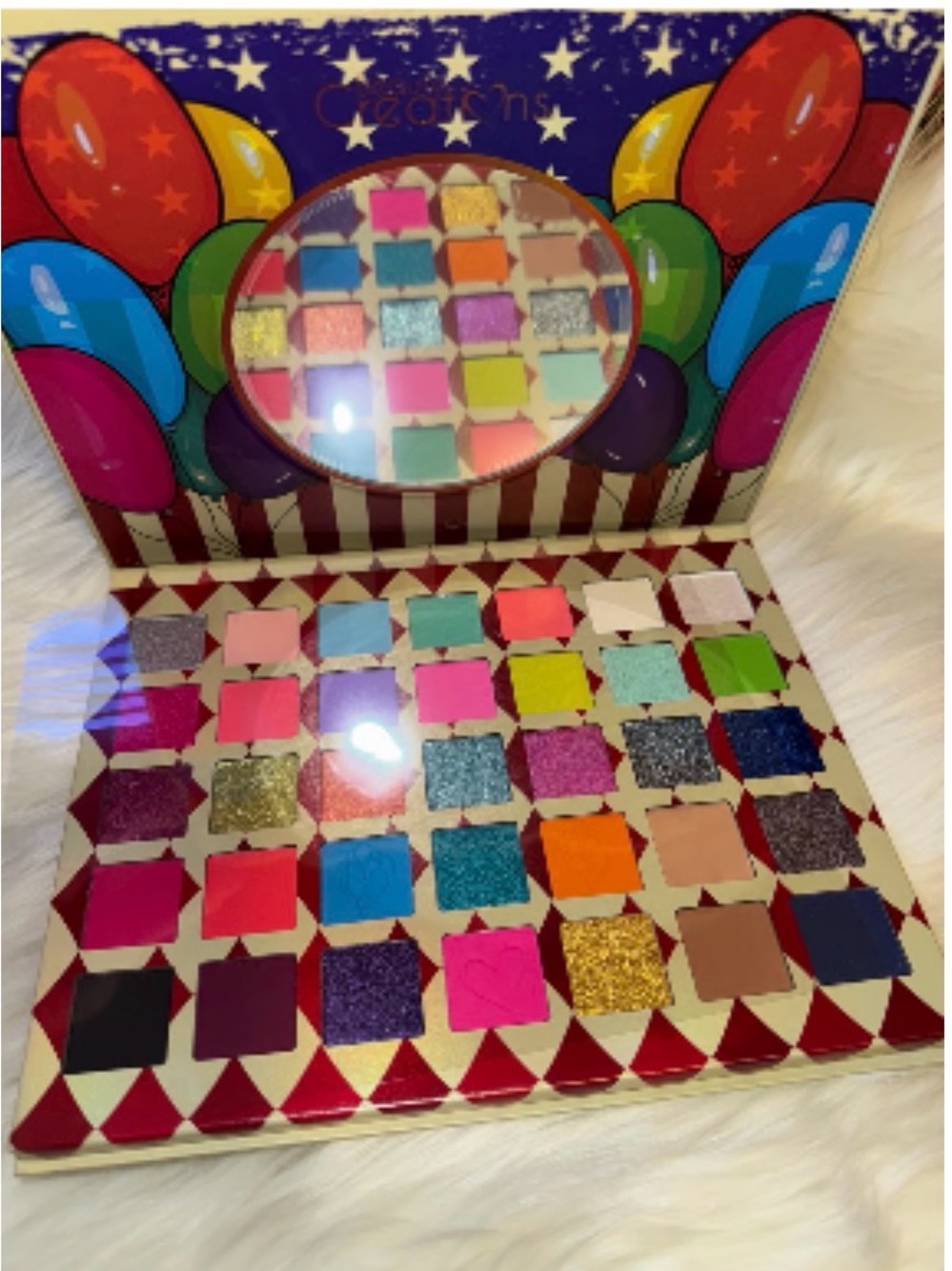 Beauty Creations Remi Circus Clown Eyeshadow Palette - Multicolor - Picture 4 of 4